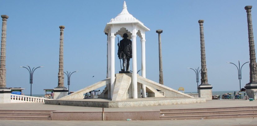 Statue of Mahatma Gandhi, Yanam, Puducherry - Vushii.com Statue of Mahatma Gandhi, Yanam, Puducherry - Vushii.com